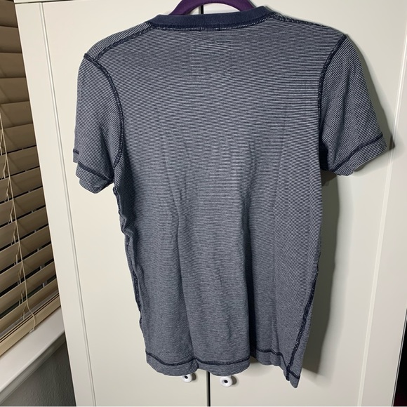 Abercrombie & Fitch Muscle Fit V-Neck Striped Shirt - Picture 12 of 15